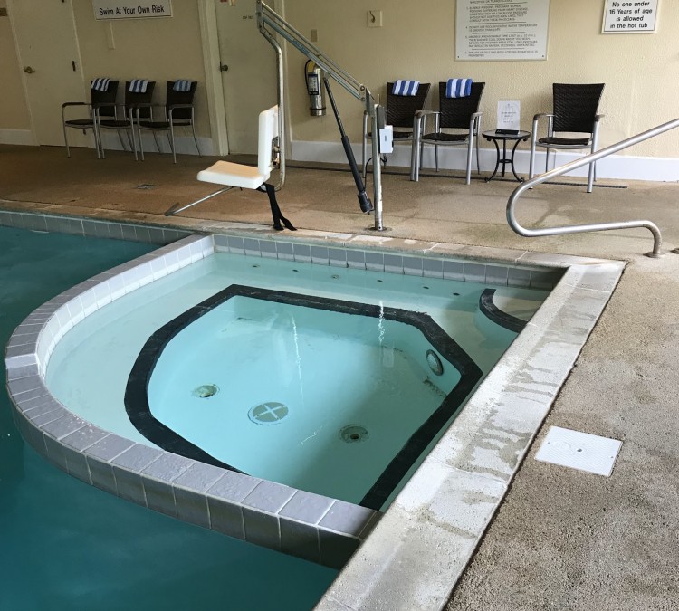 Bay Pines Indoor Pool (Brewster,&nbspMA)